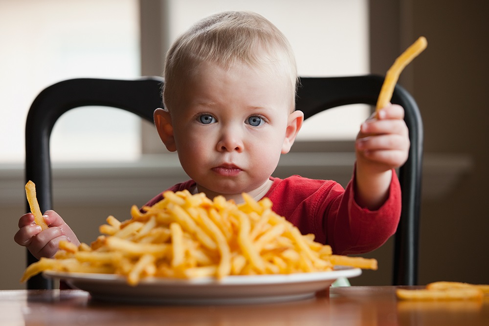 10 Food Tips to Junk When Feeding Your Toddler